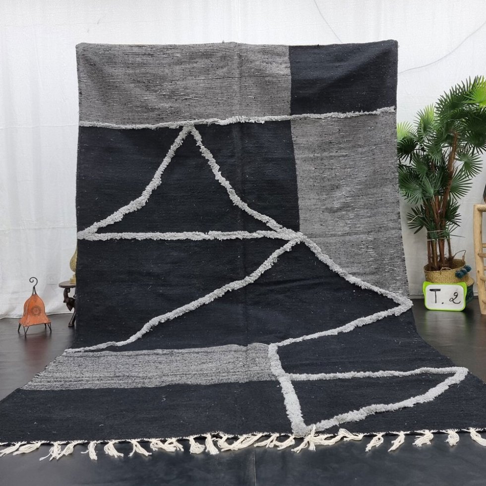 Tapis kilim marocain Zanafi noir