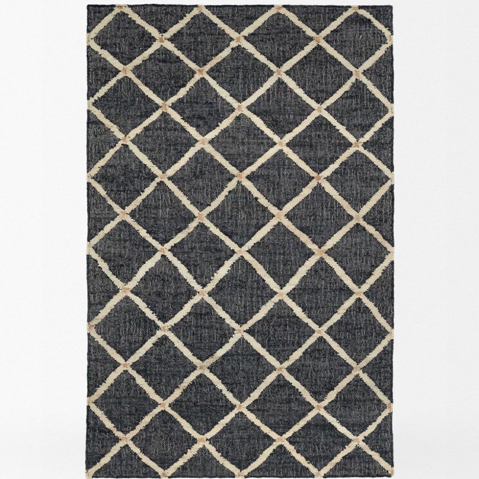 Tapis kilim à losanges noirs et blancs