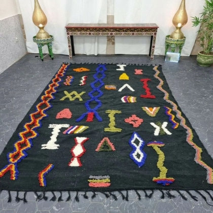 Tapis kilim berbère noir