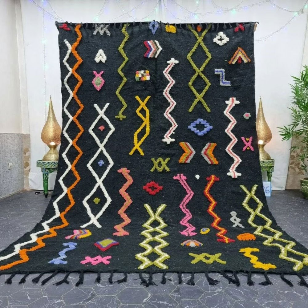 Tapis kilim berbère tribal noir Tapis kilim berbère tribal noir