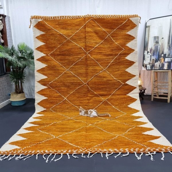 Tapis marocain en kilim camel