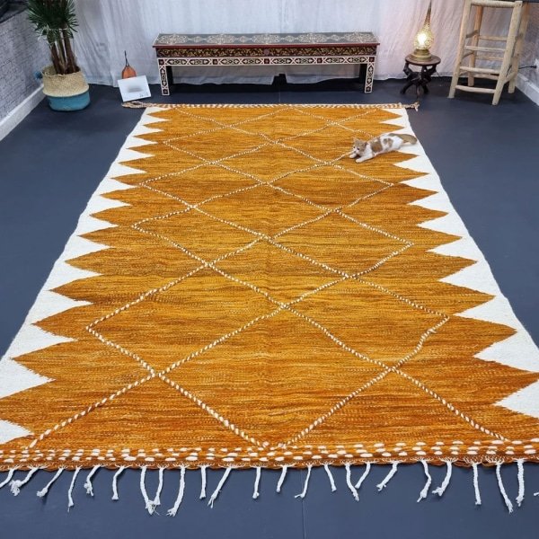 Tapis marocain en kilim camel