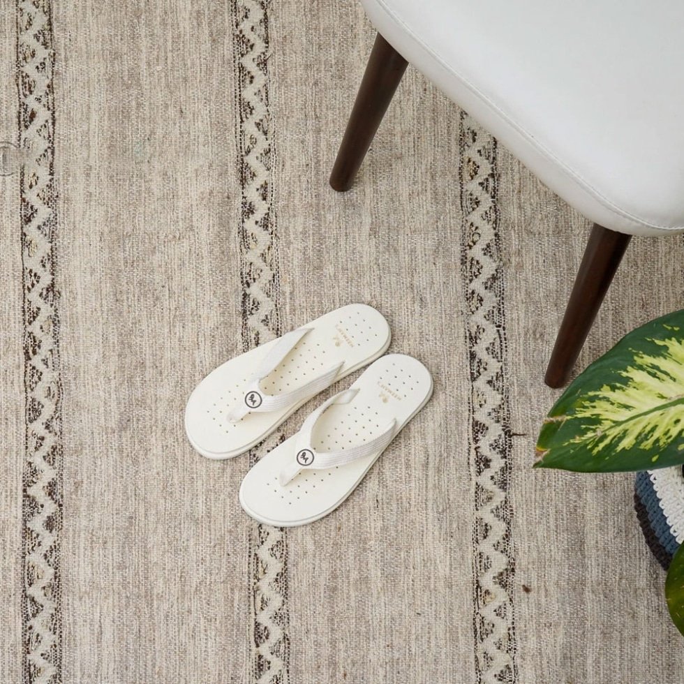Kilim indien moderne géométrique gris