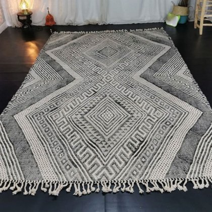 Tapis berbère géométrique kilim gris