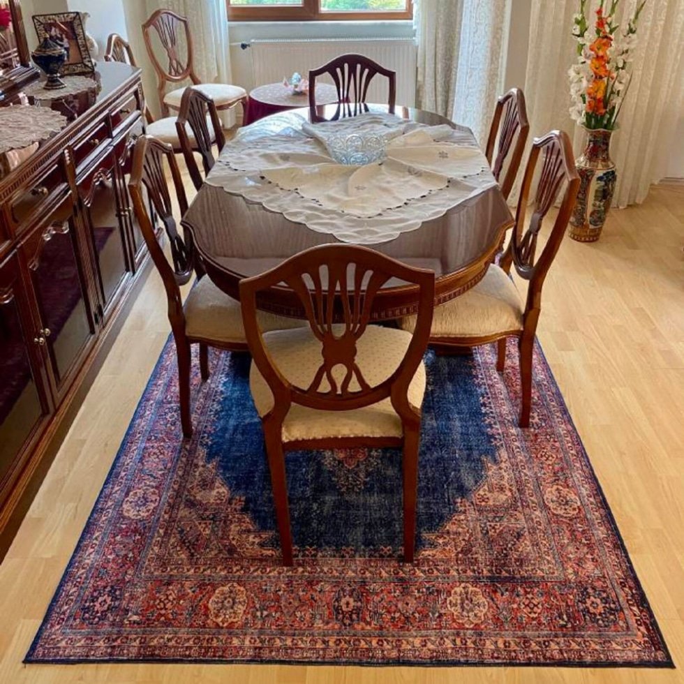 Tapis persan imprimé vintage bleu marine
