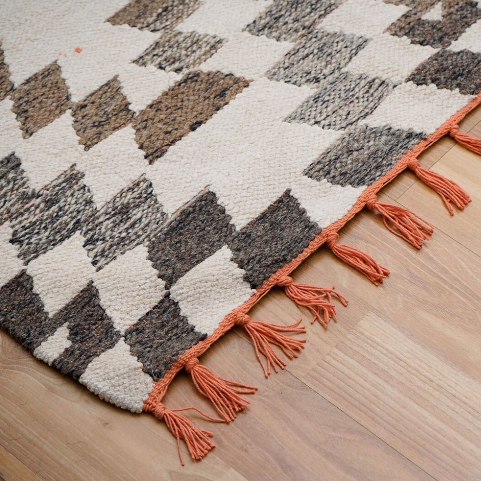 Tapis kilim gris neutre