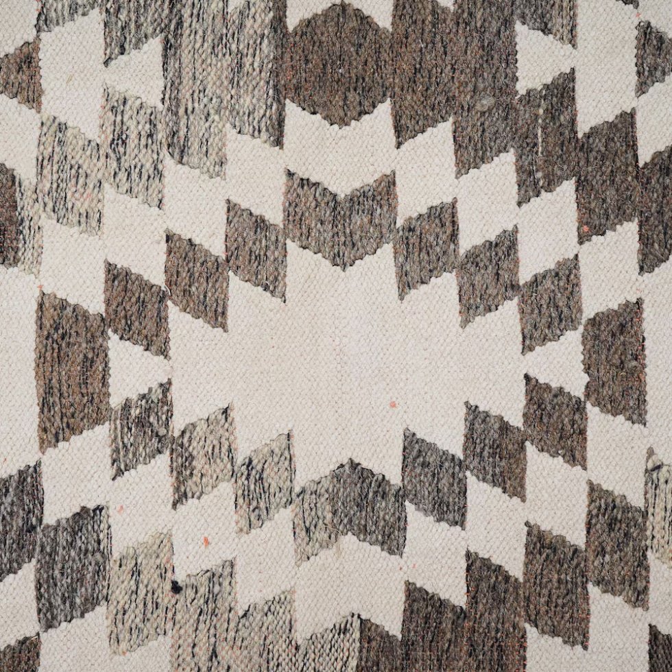 Tapis kilim gris neutre