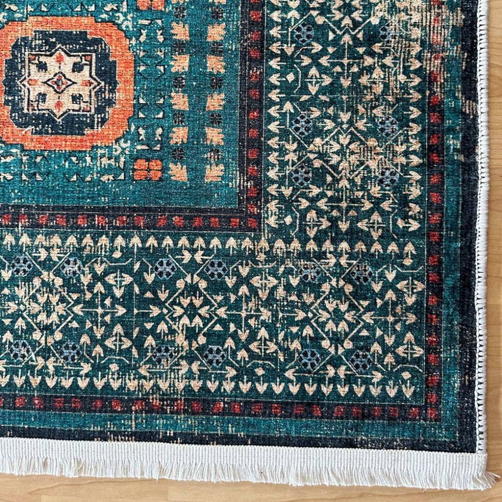 Tapis persan vert pétrole