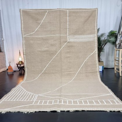 Tapis marocain en kilim beige uni
