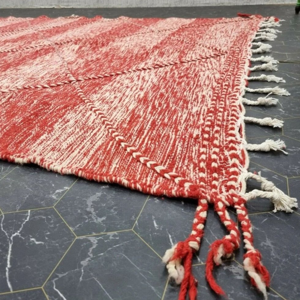 Tapis berbère kilim rouge et blanc