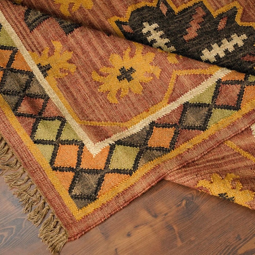 Tapis kilim rouge délavé de style navajo