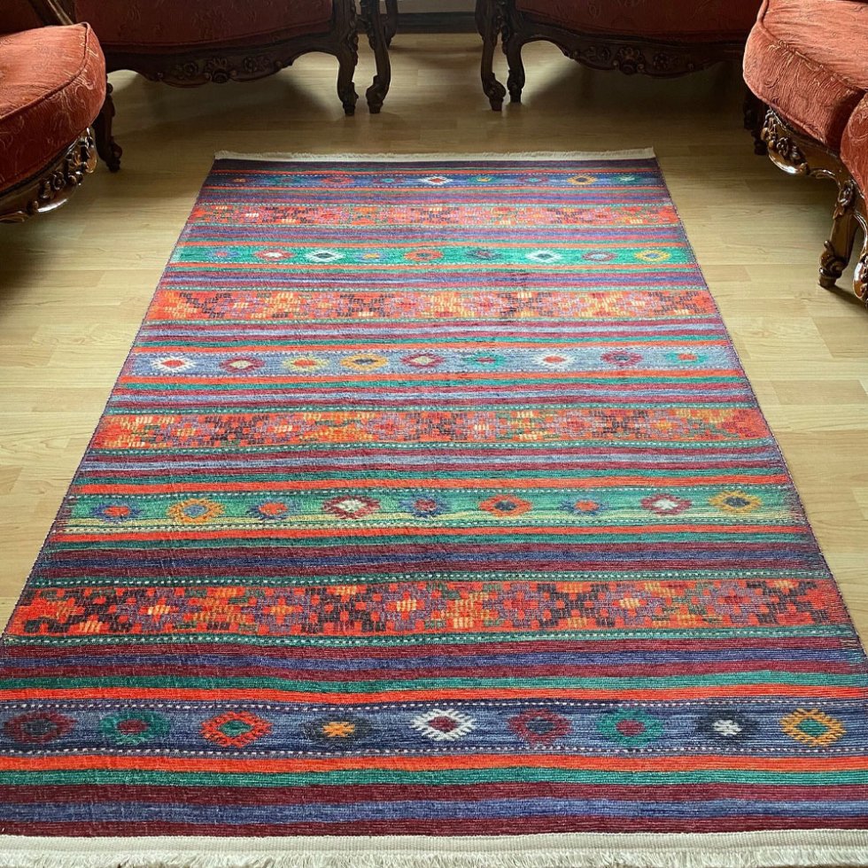 Tapis imprimé rayé de style afghan