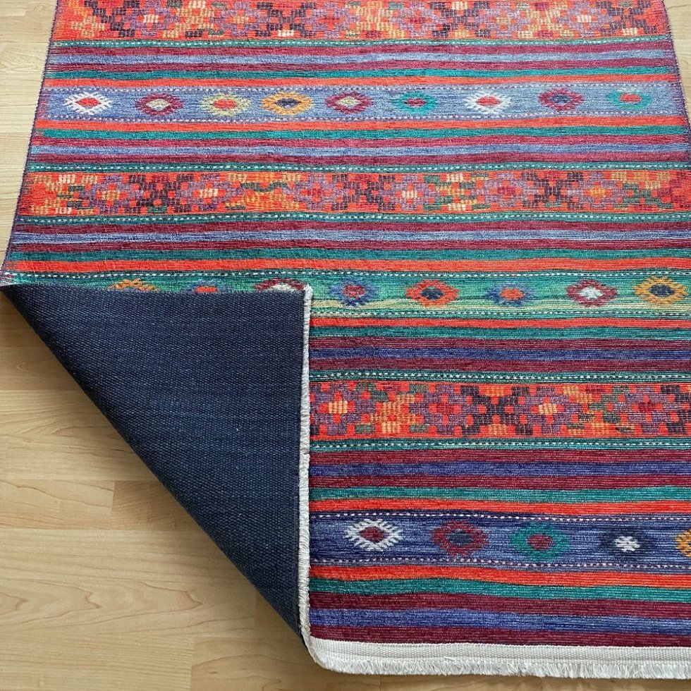 Tapis imprimé rayé de style afghan