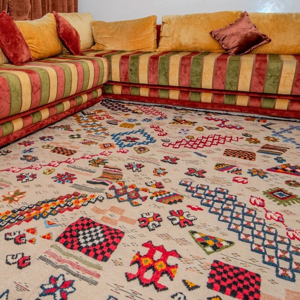 Tapis traditionnel berbère Akhnif blanc en kilim