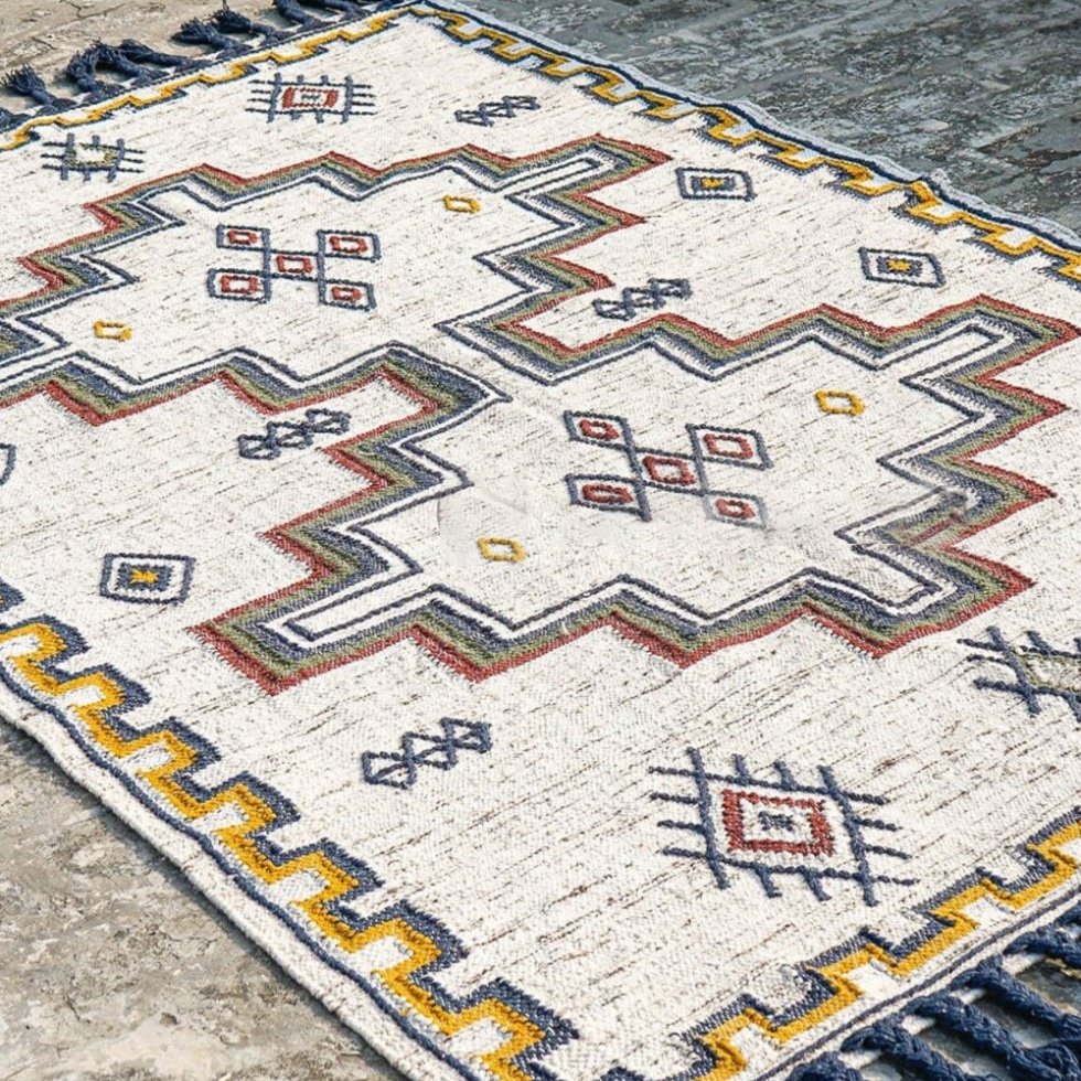 Tapis kilim tribal aztèque blanc