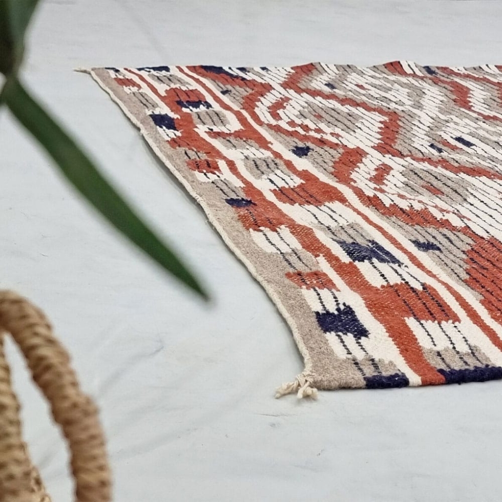 Tapis kilim marocain de style vintage