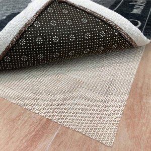 Tapis blanc antidérapant pour kilim (PVC)