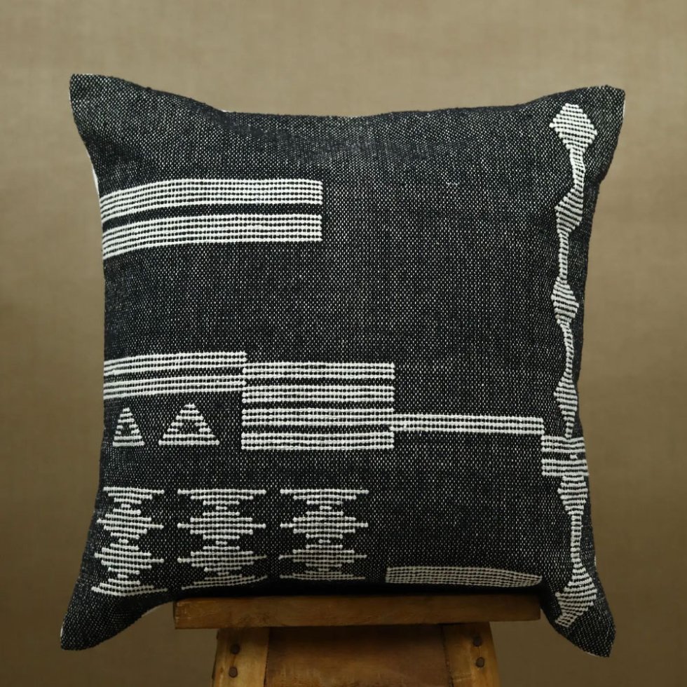 Coussin kilim noir