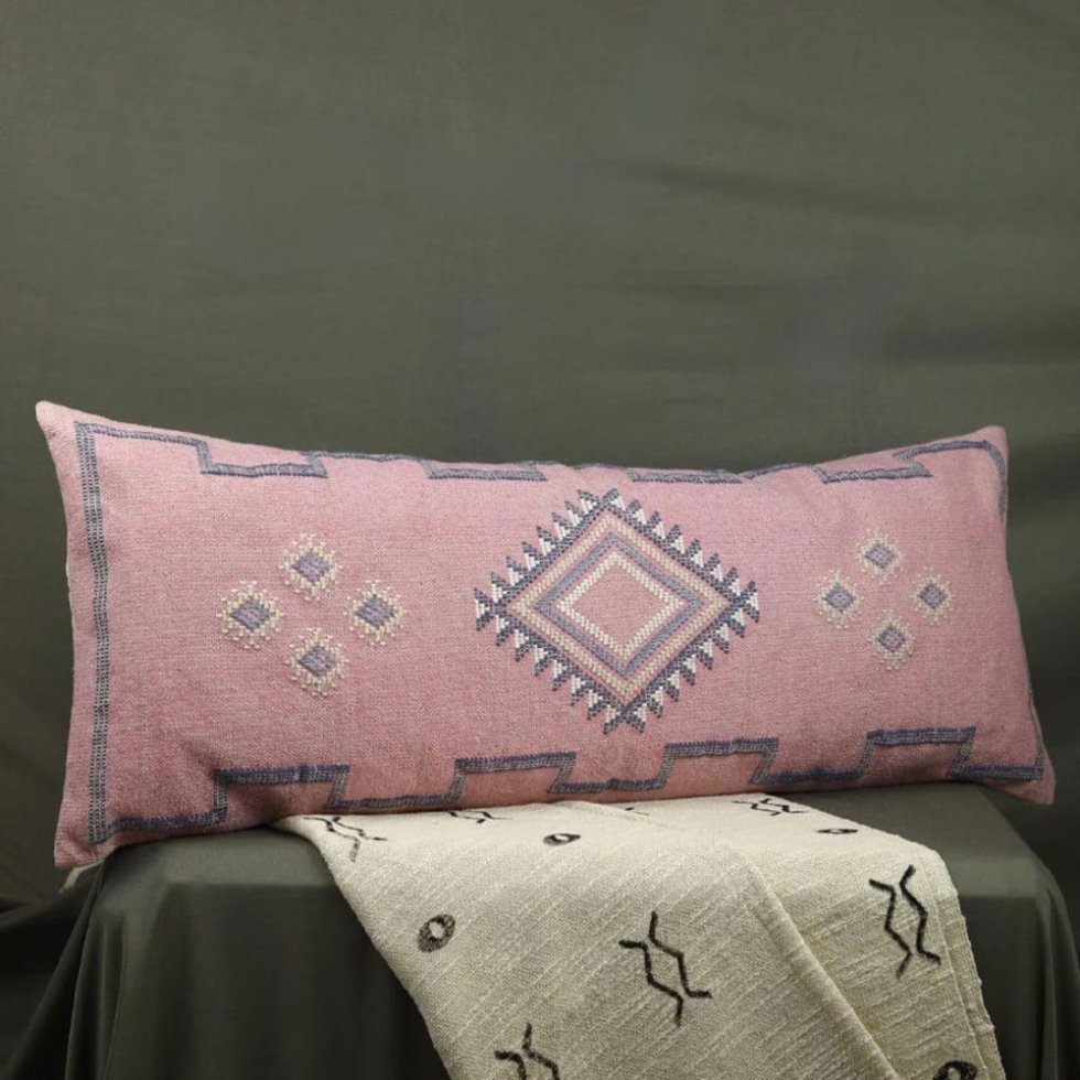 Coussin lombaire kilim long rose