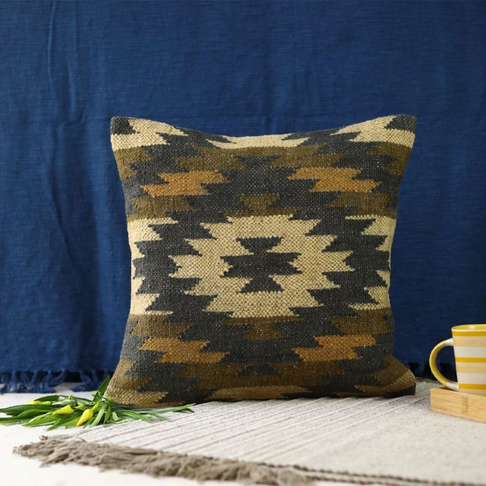 Coussins en kilim tribal