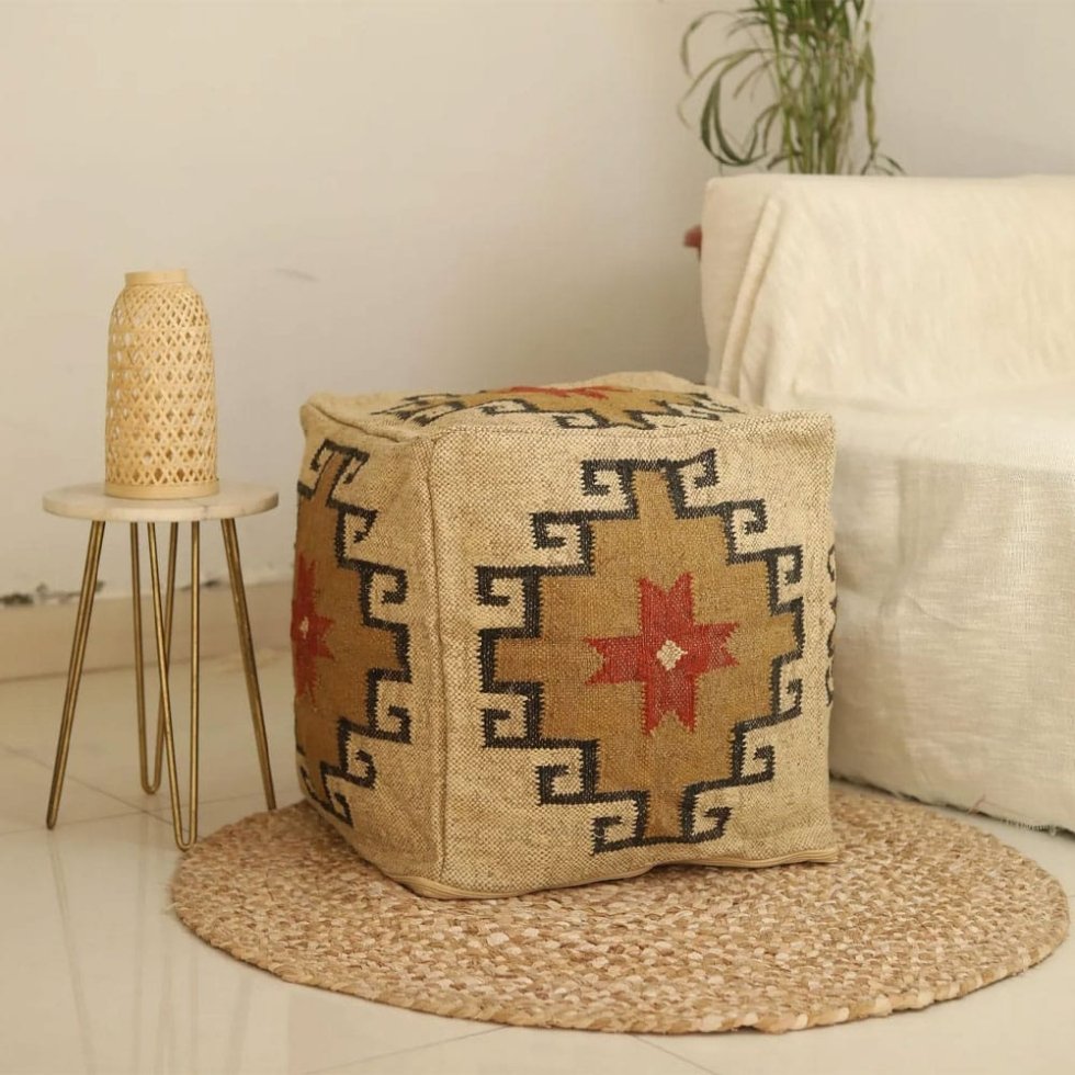 Pouf kilim en laine beige