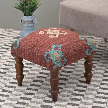 Tabouret ottoman Navajo en kilim rouge