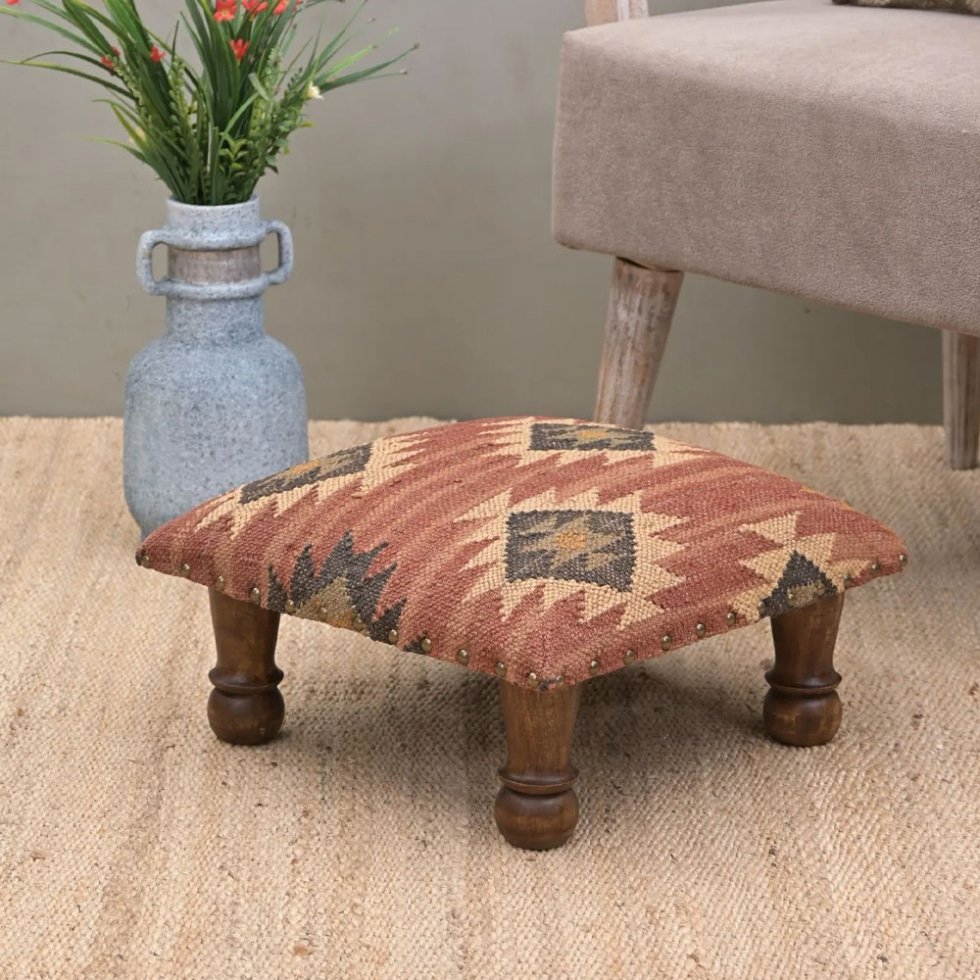 Petit pouf kilim rouille ottoman
