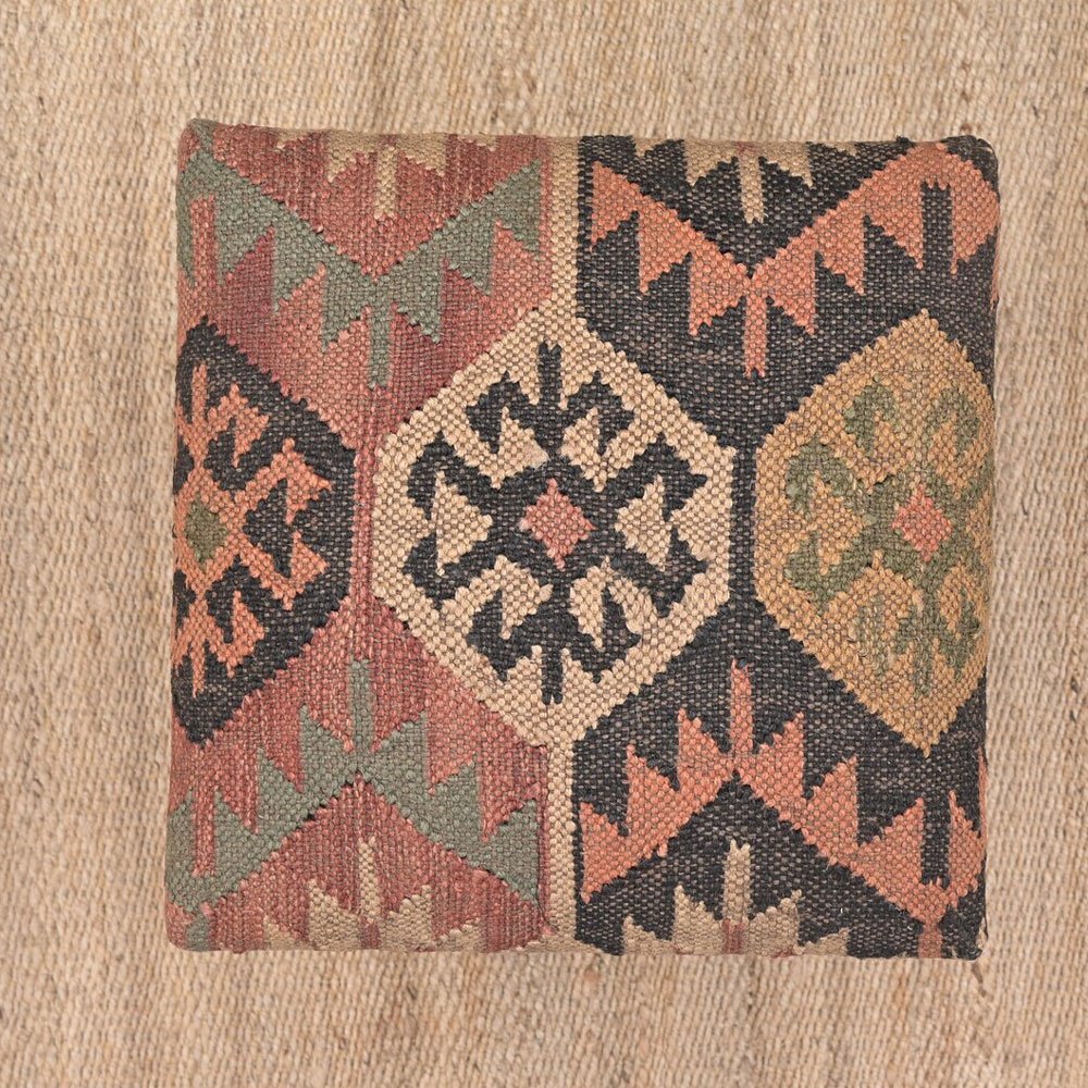 Tabouret tribal kilim ottoman Tabouret tribal kilim ottoman