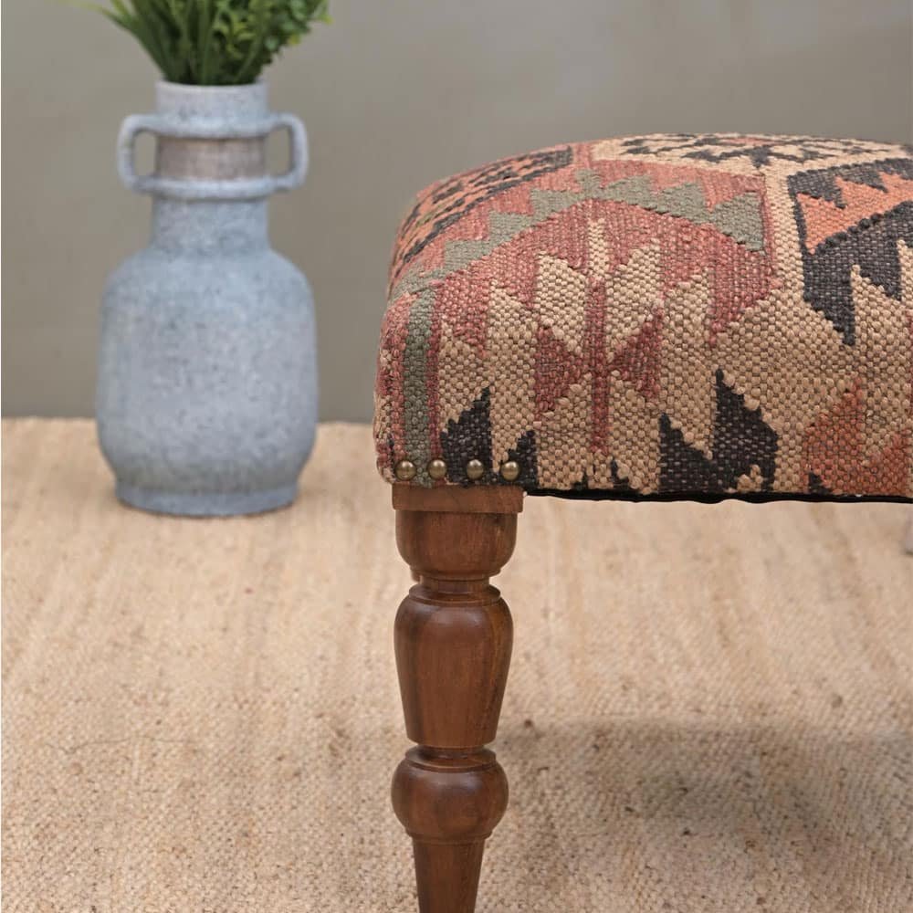 Tabouret tribal kilim ottoman Tabouret tribal kilim ottoman