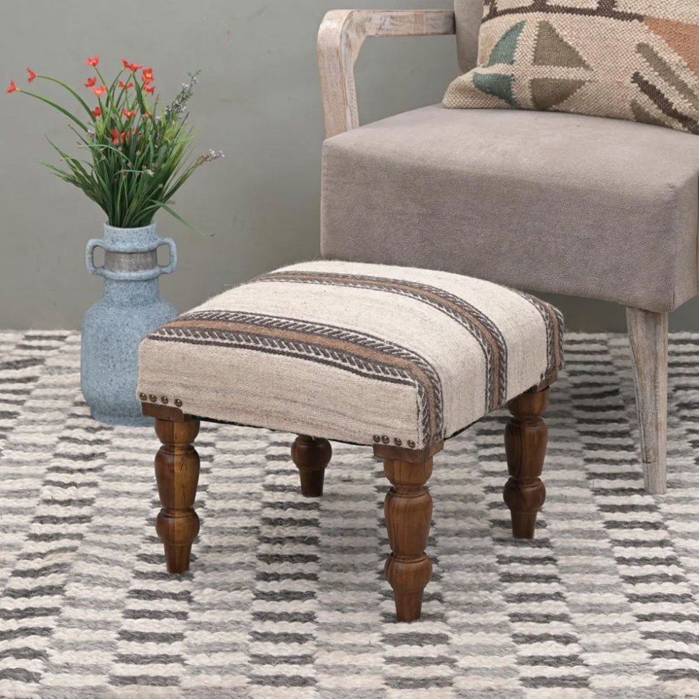 Tabouret pouf ottoman kilim carré en laine