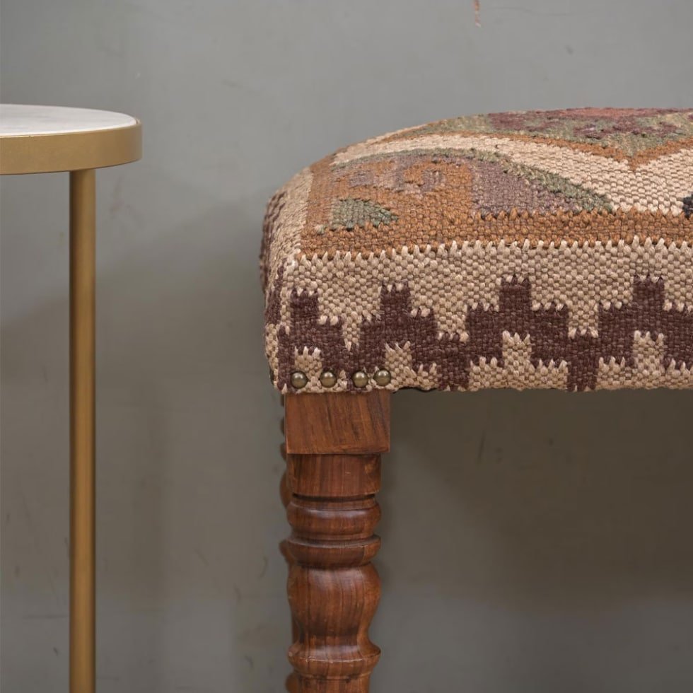 Banc ottoman en kilim de laine jute aztèque