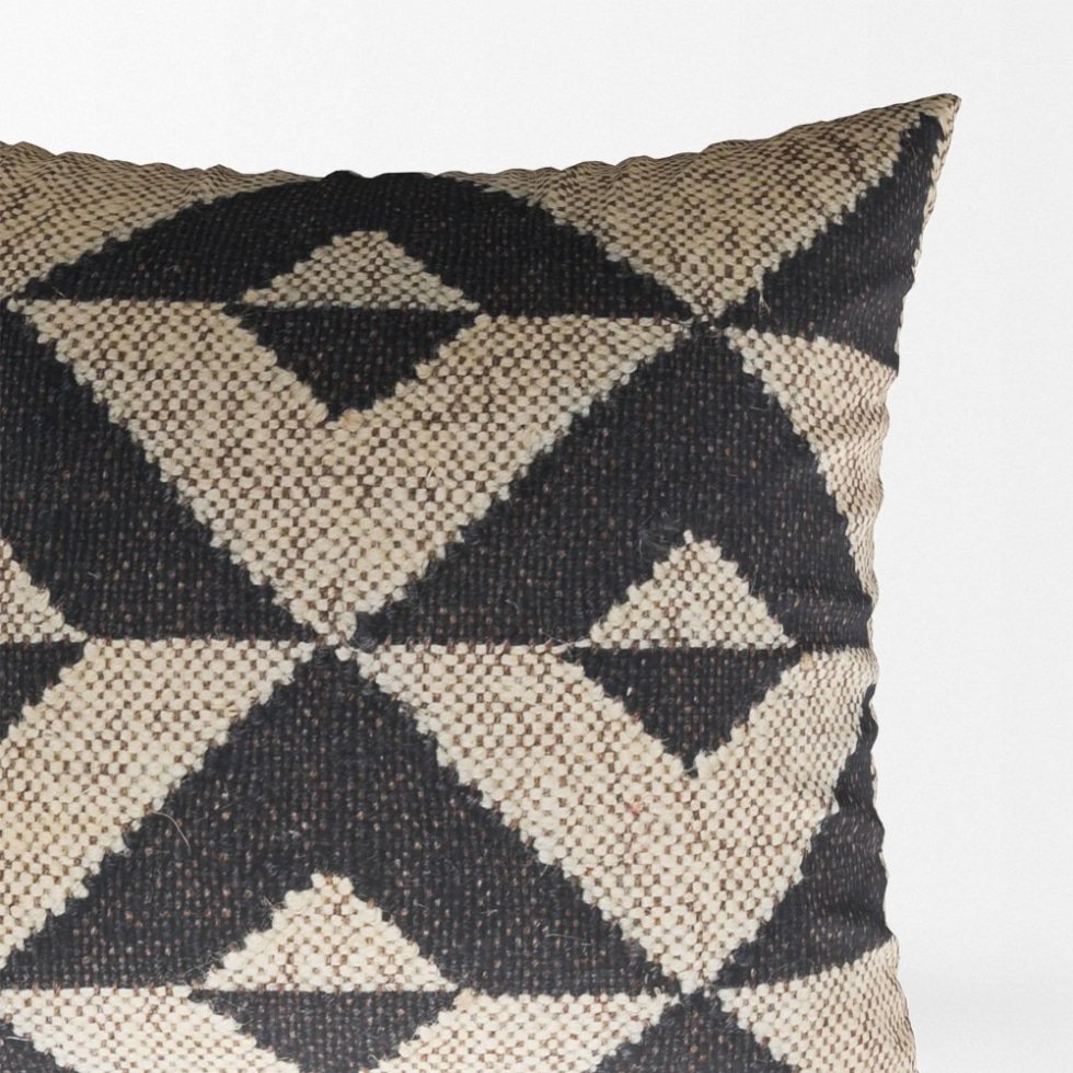 Coussins en kilim noir et blanc