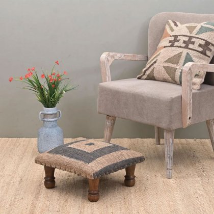 Tabouret kilim carré noir et blanc