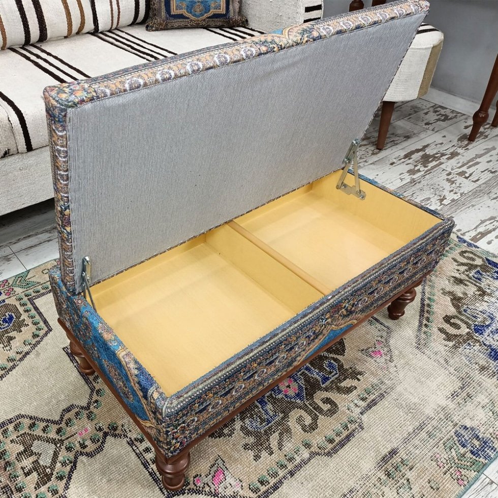 Table basse ottomane en kilim turc bleu avec rangement