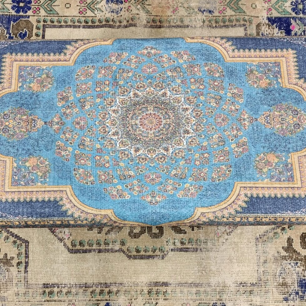 Table basse ottomane en kilim turc bleu avec rangement