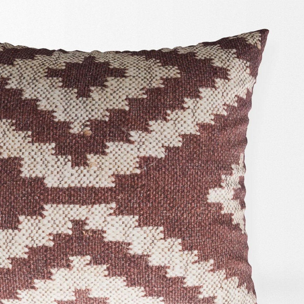 Coussins kilim en diamant marron