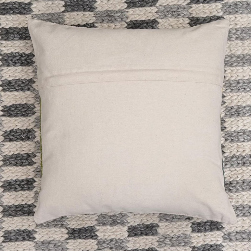 Coussin kilim orné tissé à la main