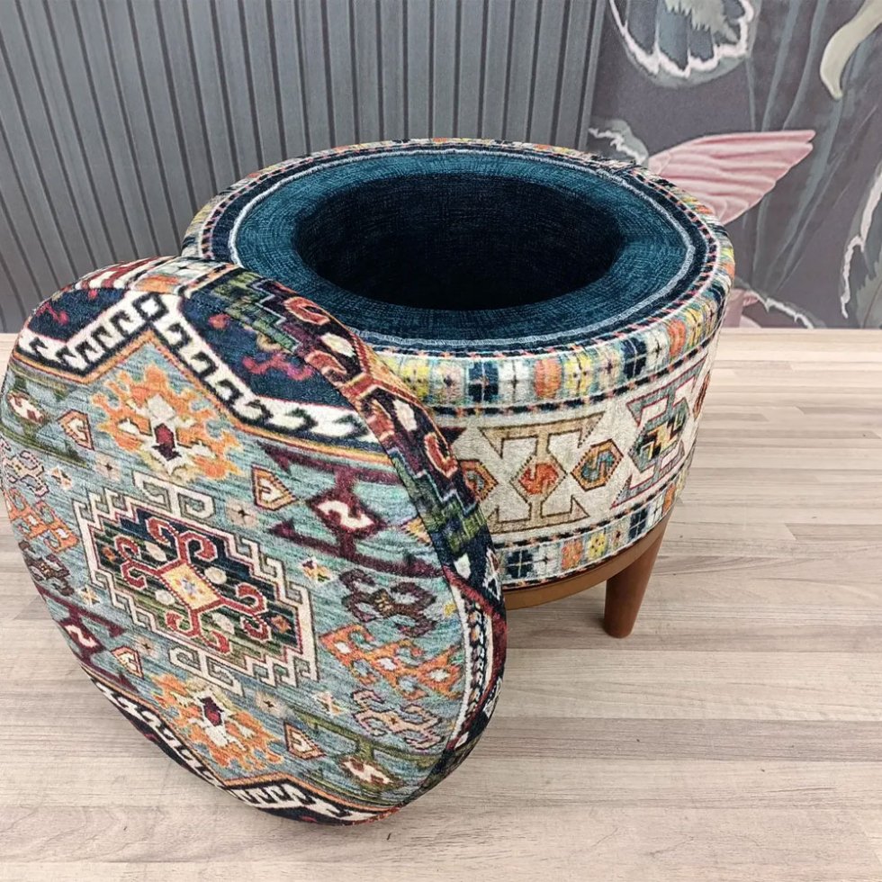 Ottoman rond en kilim turc avec rangement