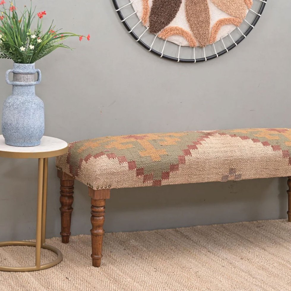 Banc ottoman rembourré en kilim de laine et de jute